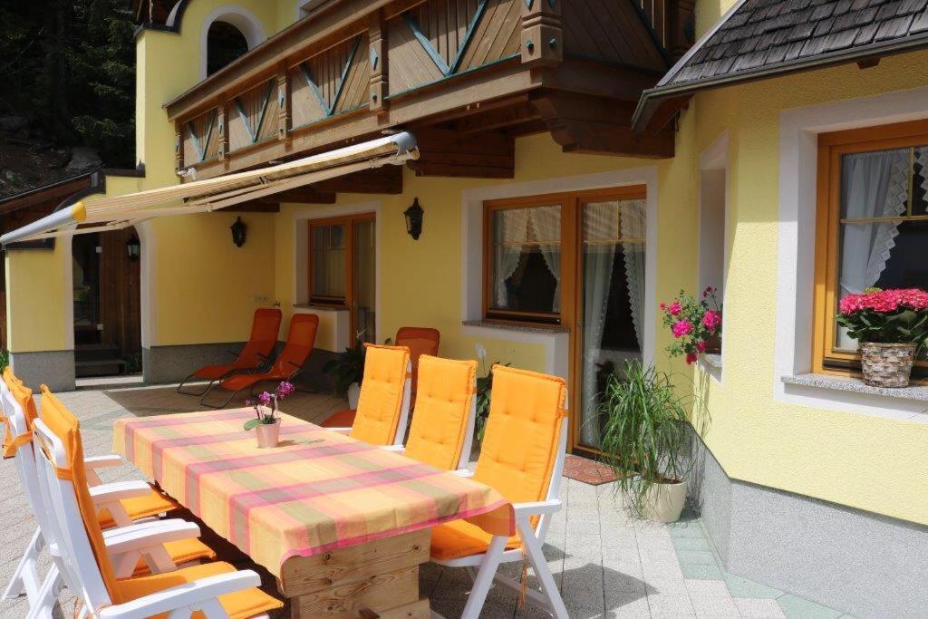 Landhaus Katharina Bis 12 Personen Mit Saunachalet Und Blick Auf Die Bergwelt Des Zillertals 힙파흐 외부 사진