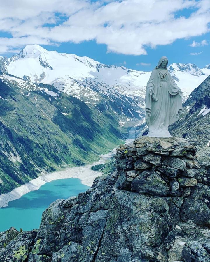 Landhaus Katharina Bis 12 Personen Mit Saunachalet Und Blick Auf Die Bergwelt Des Zillertals 힙파흐 외부 사진